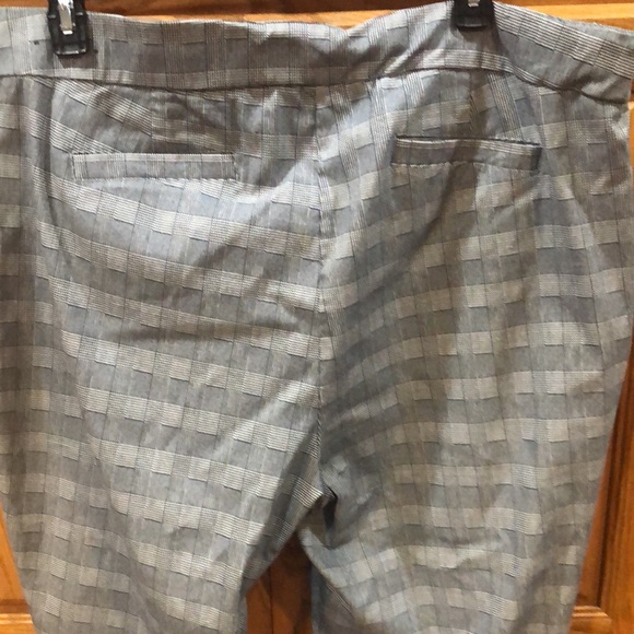 Kim Rogers curvy black and white plaid slacks, size 22W - Picture 4 of 5